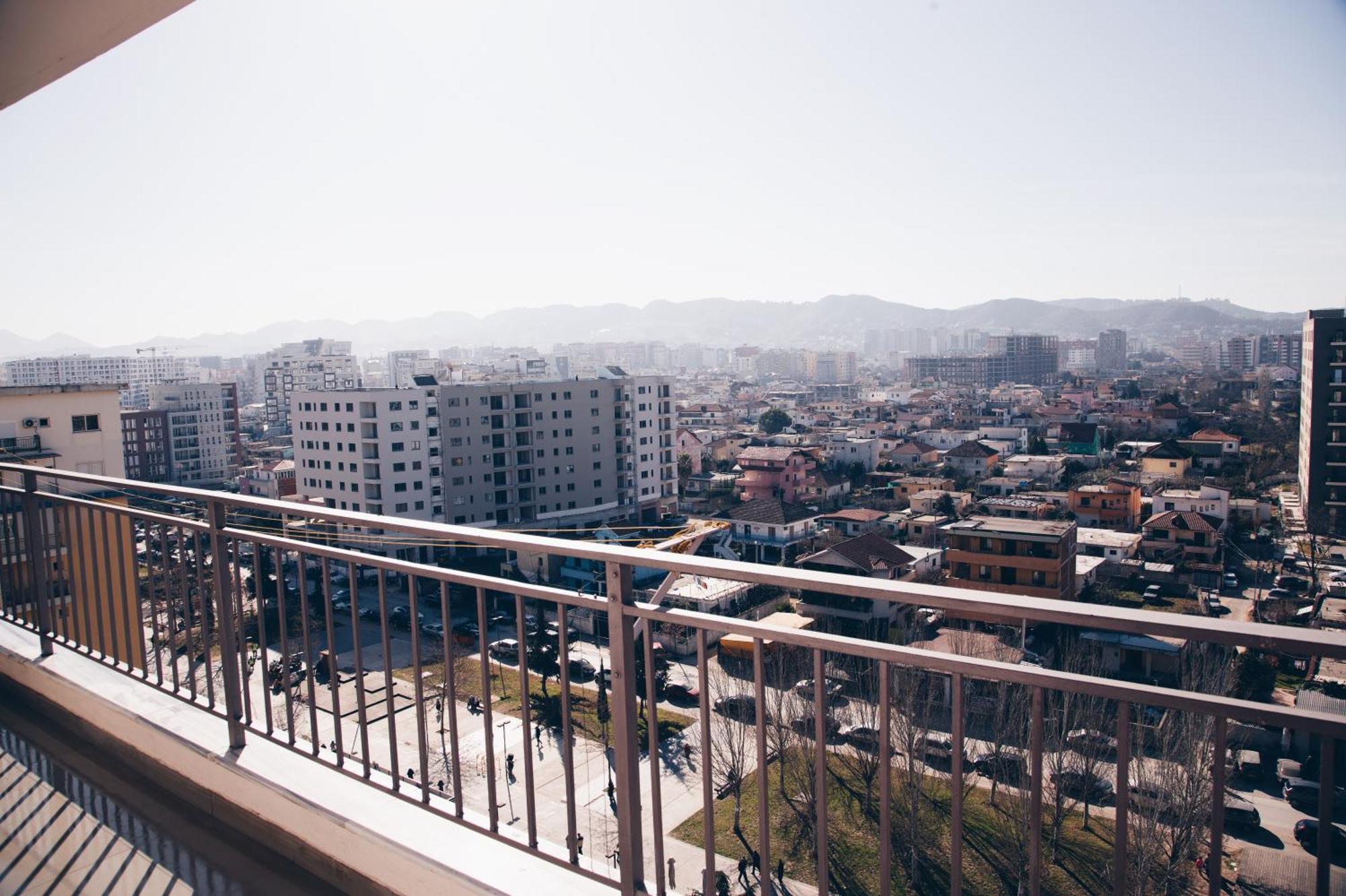 Park View Apartment Tirana Bagian luar foto